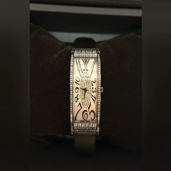 LeVian Womens Deco Estate Series Chocolate Diamond 20mm Watch display picture 2